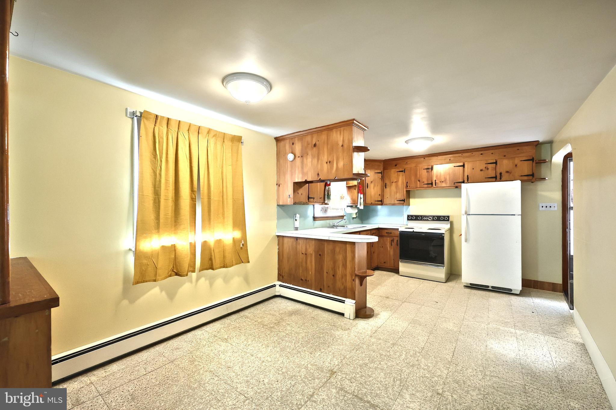 SNYDER CORNER - Residential