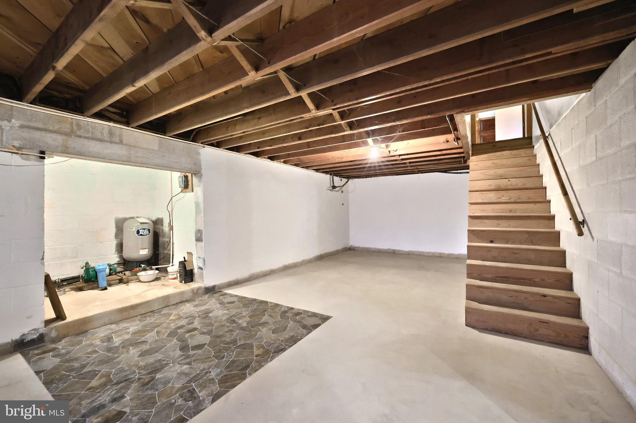 SNYDER CORNER - Residential