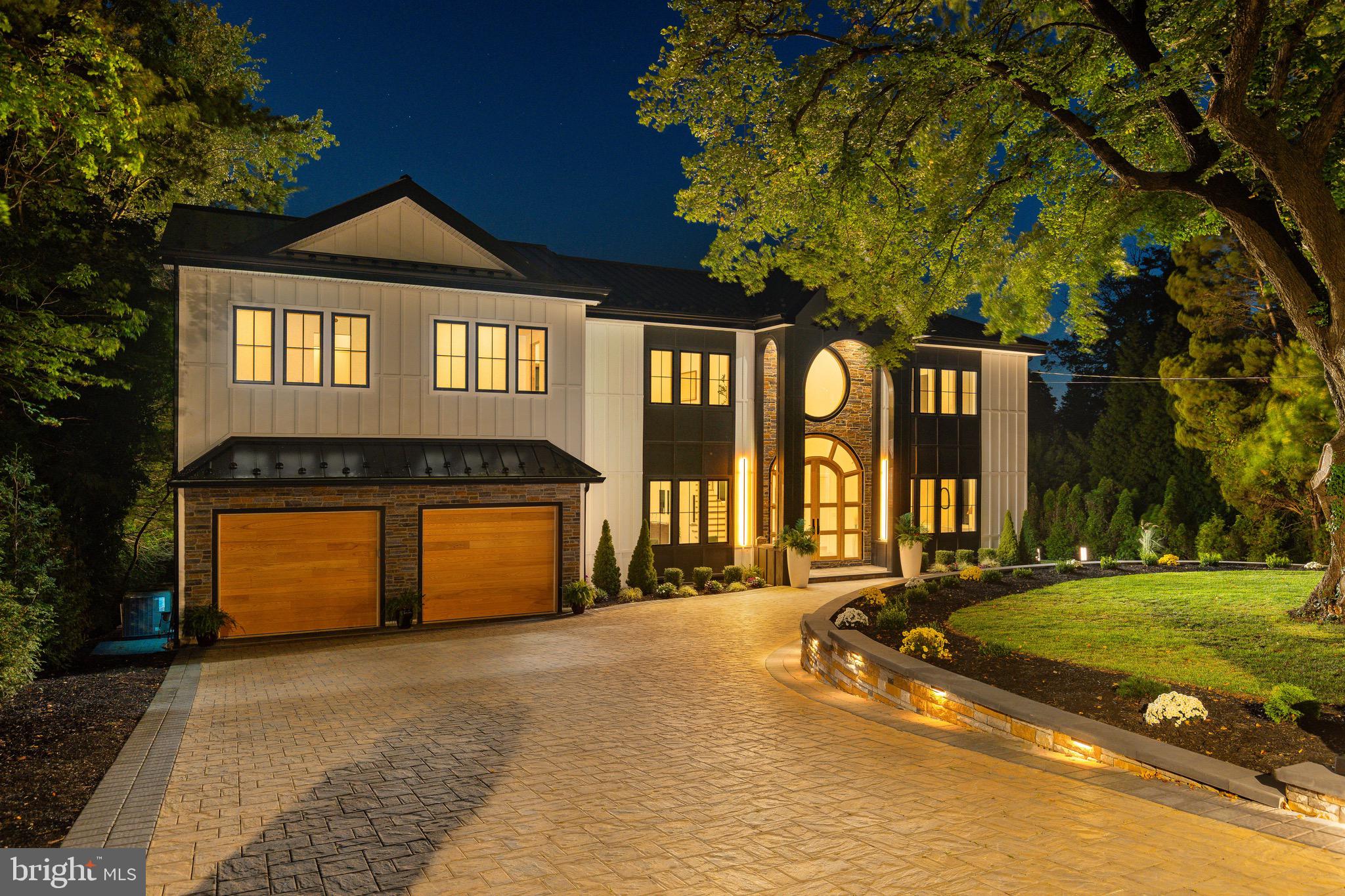 CHESTNUT HILL - Residential