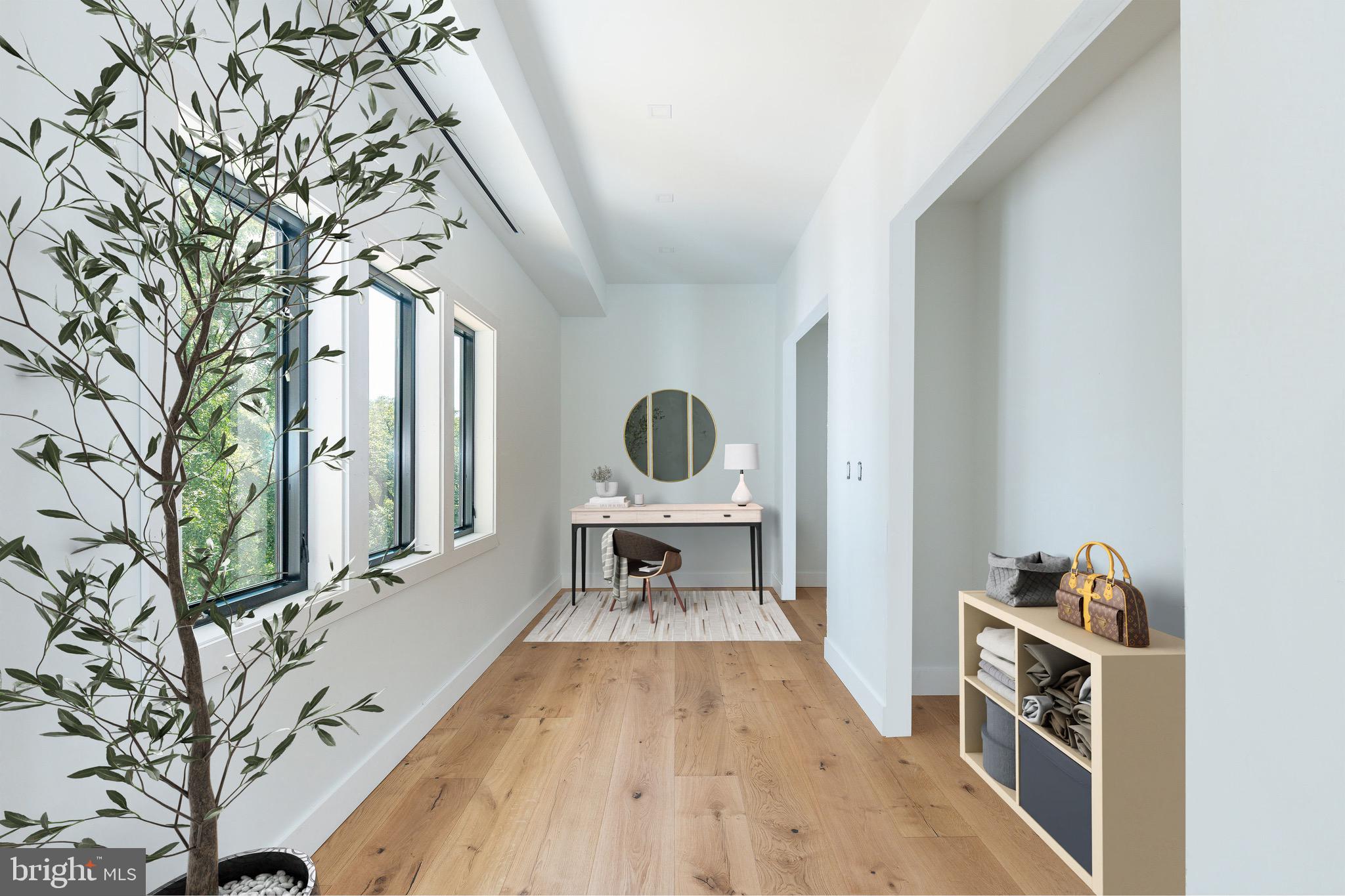 CHESTNUT HILL - Residential