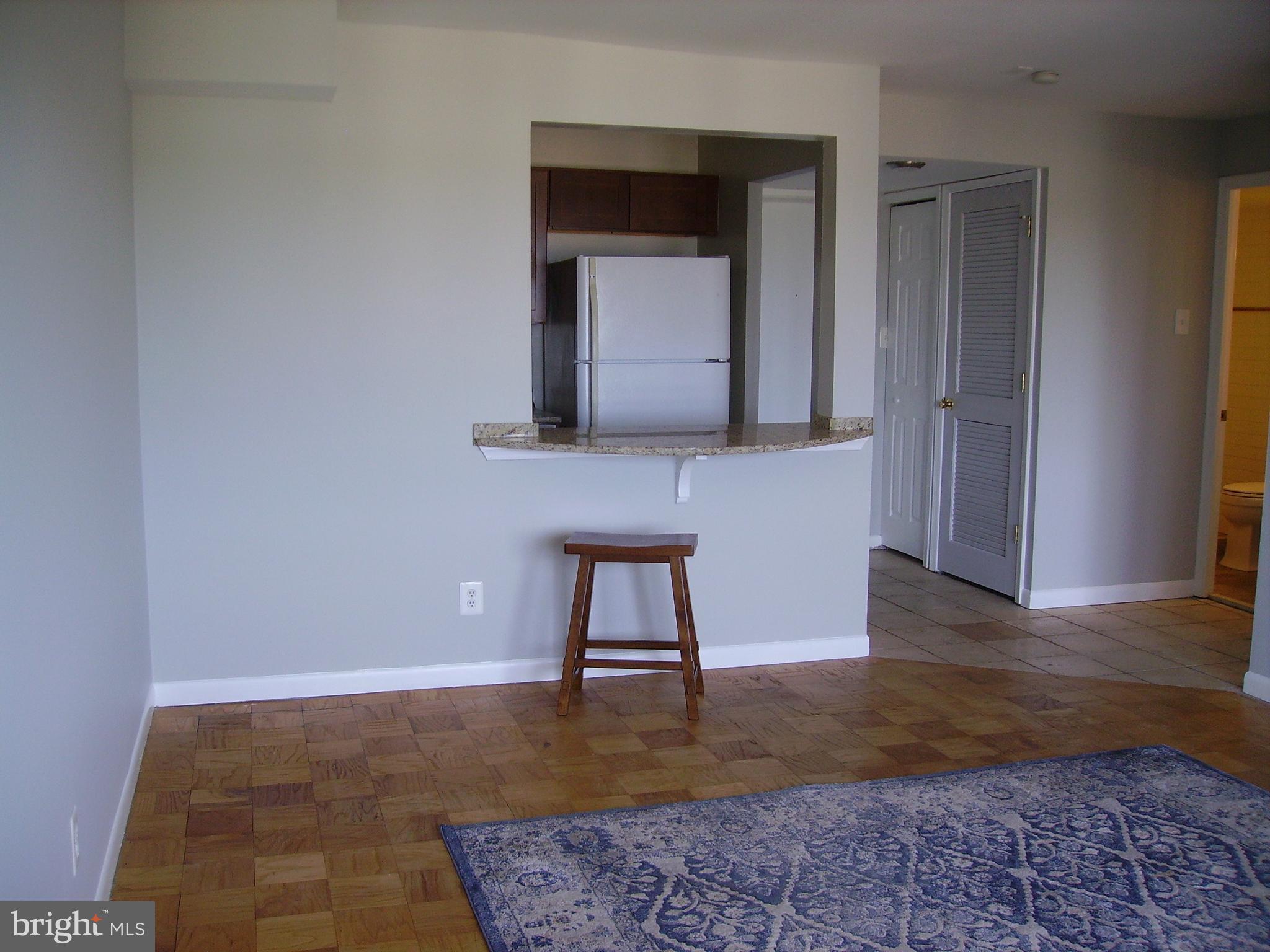 WOODLAKE TOWERS - Residential