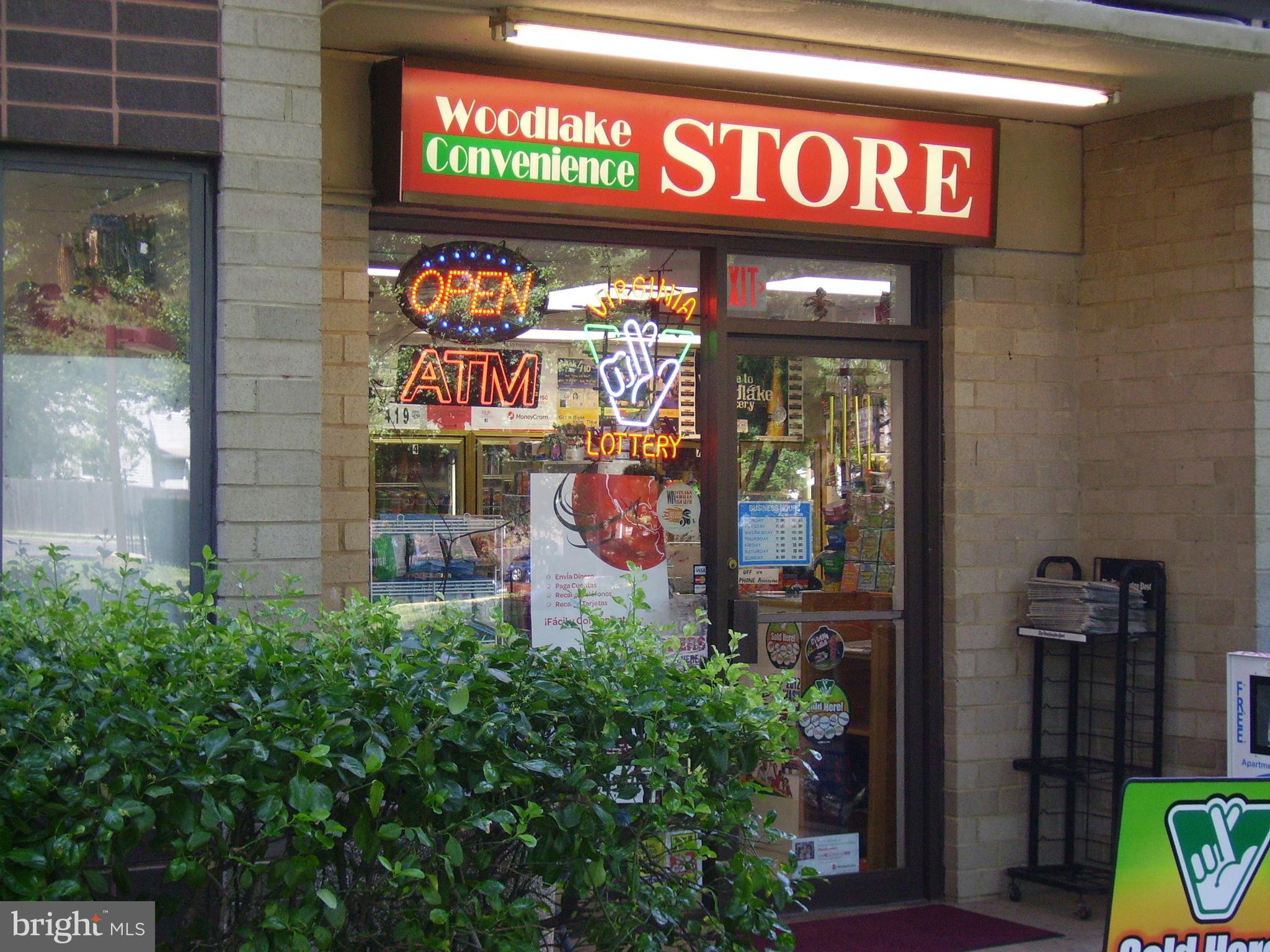 WOODLAKE TOWERS - Residential