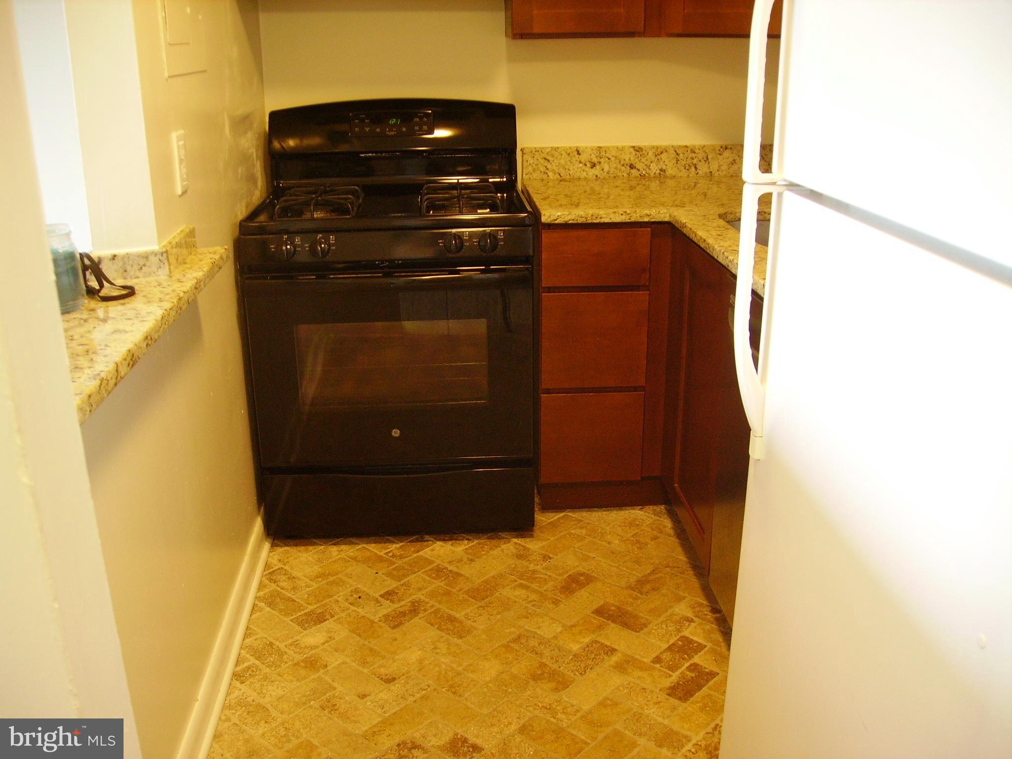 WOODLAKE TOWERS - Residential