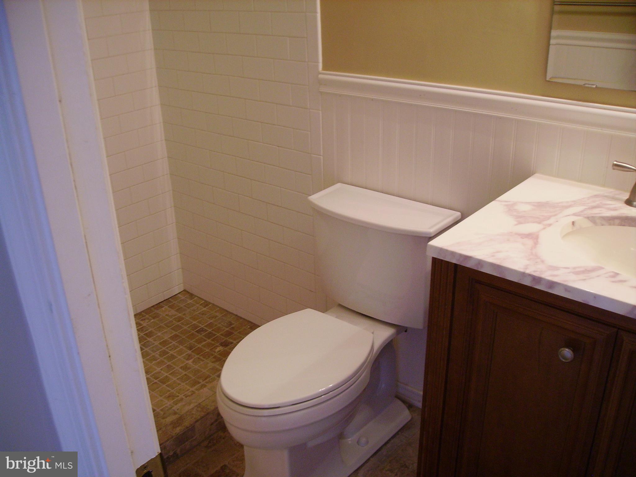 WOODLAKE TOWERS - Residential