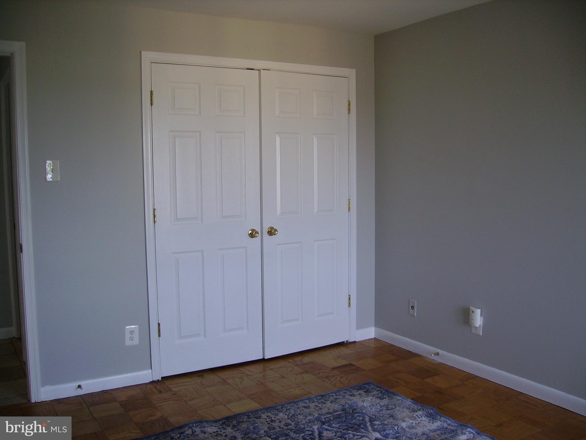 WOODLAKE TOWERS - Residential