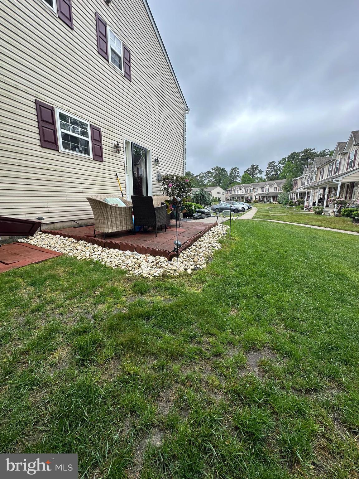 39 NORMANS FORD DR