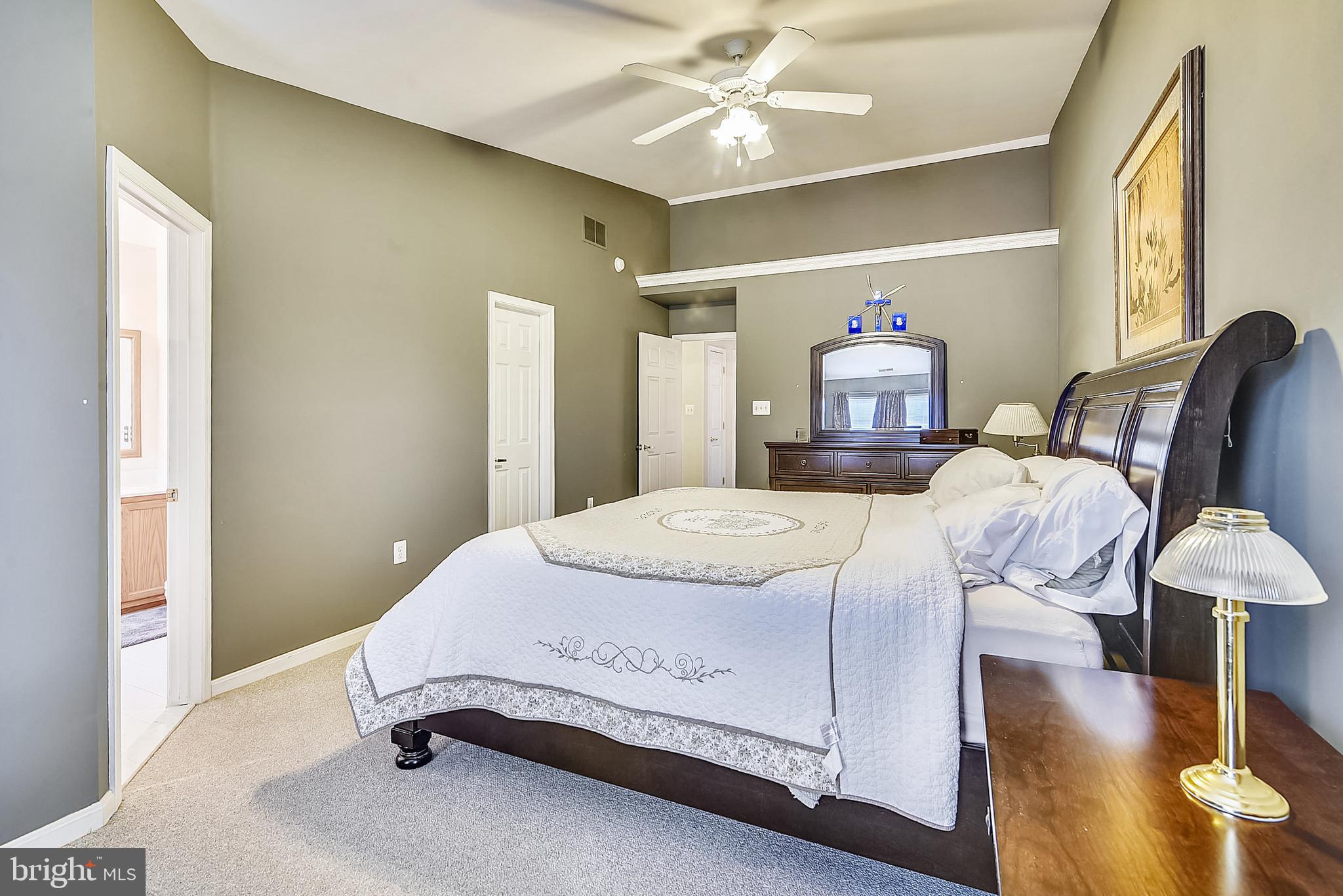 APPLEGATE NORTH - Residential