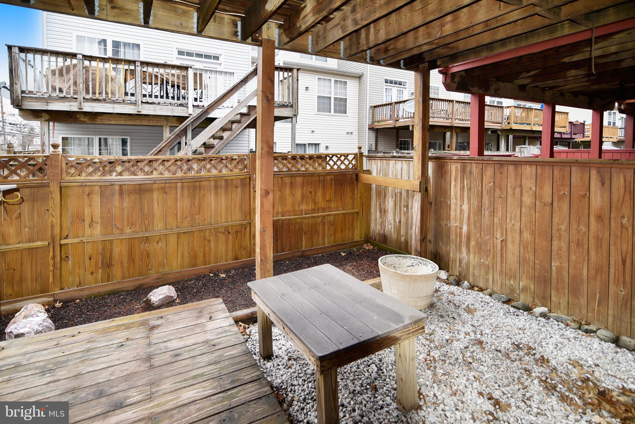 APPLEGATE NORTH - Residential