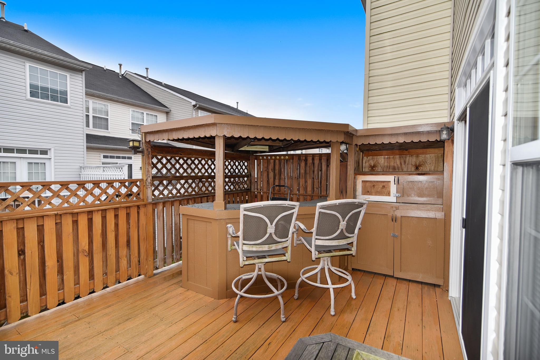 APPLEGATE NORTH - Residential