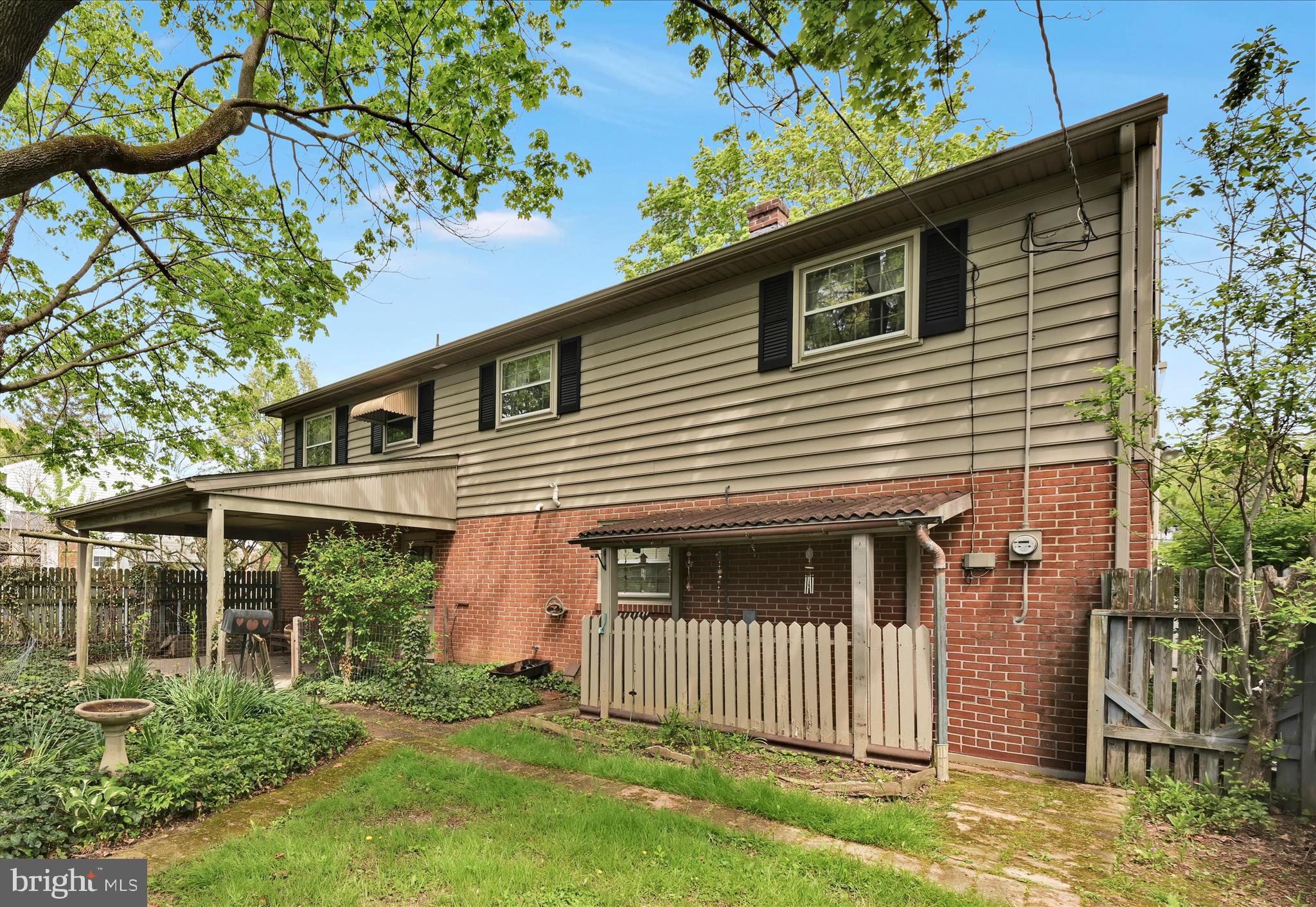 AQUILLA GARDENS - Residential