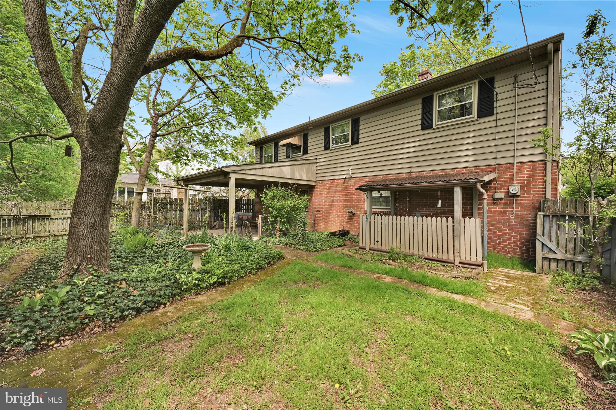 AQUILLA GARDENS - Residential