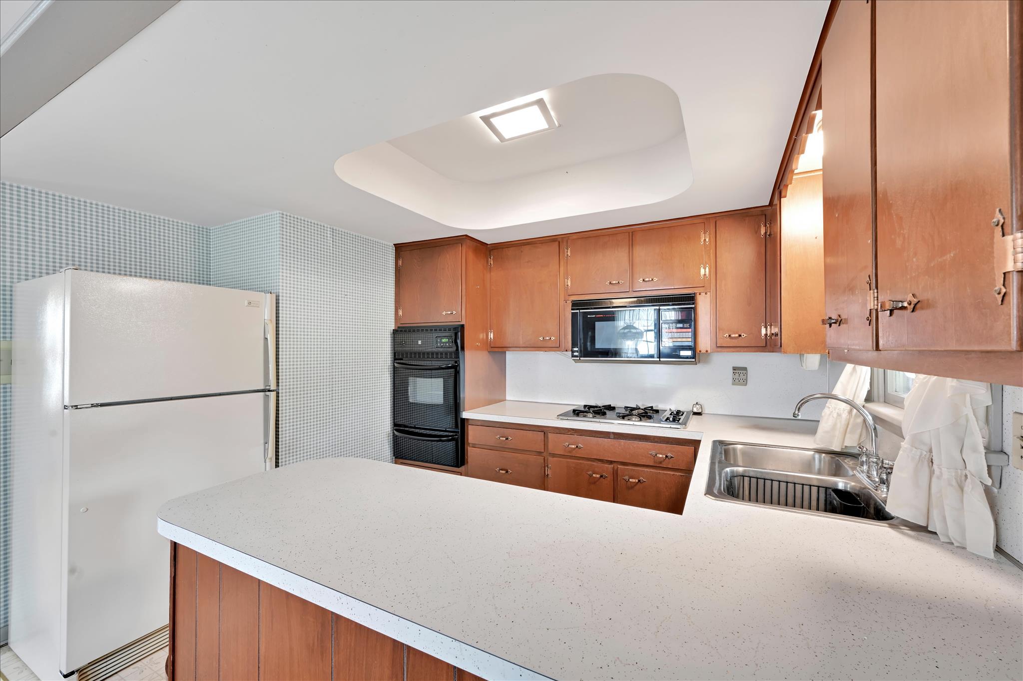 AQUILLA GARDENS - Residential