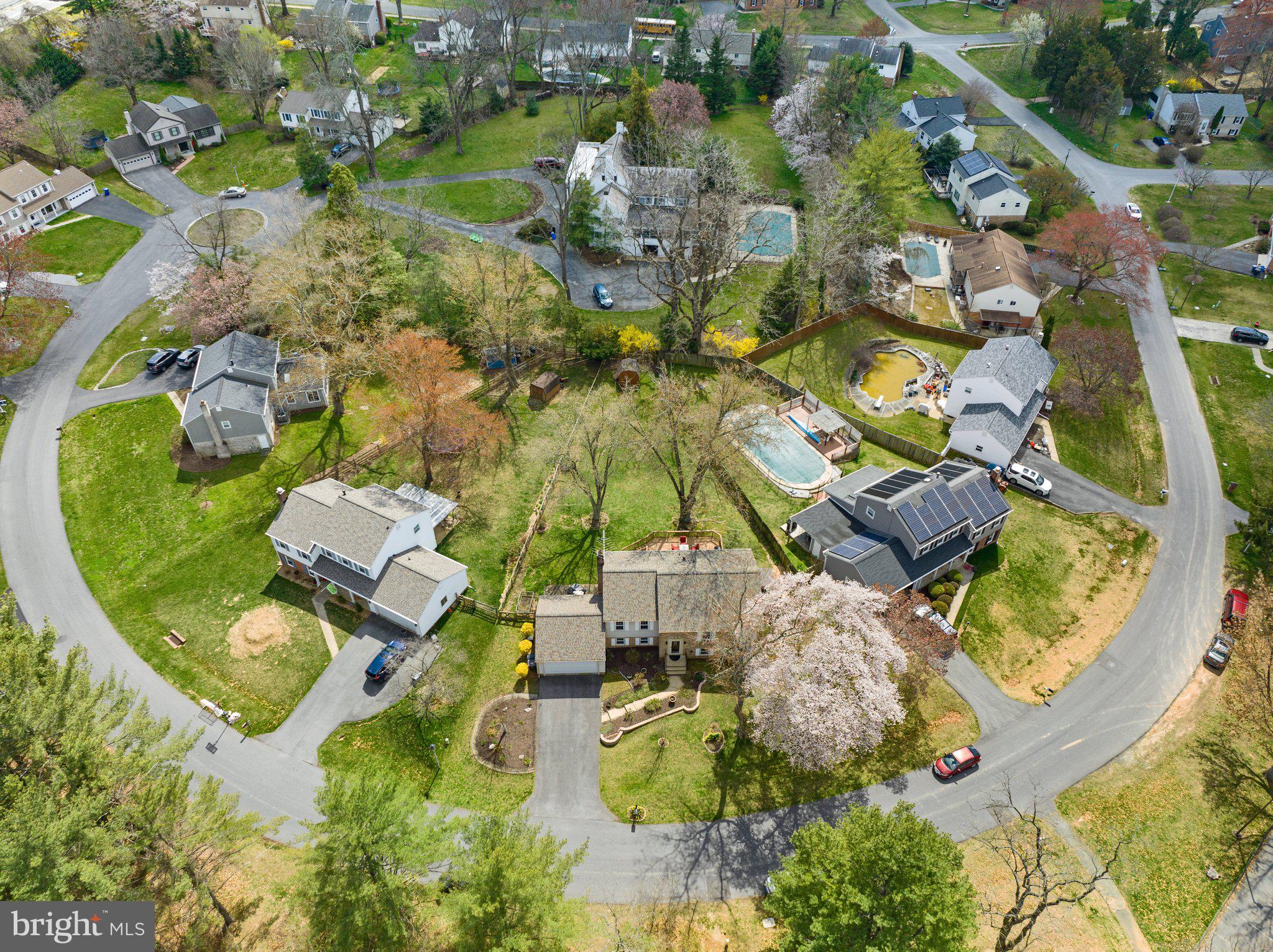 BROOKEVILLE KNOLLS - Residential