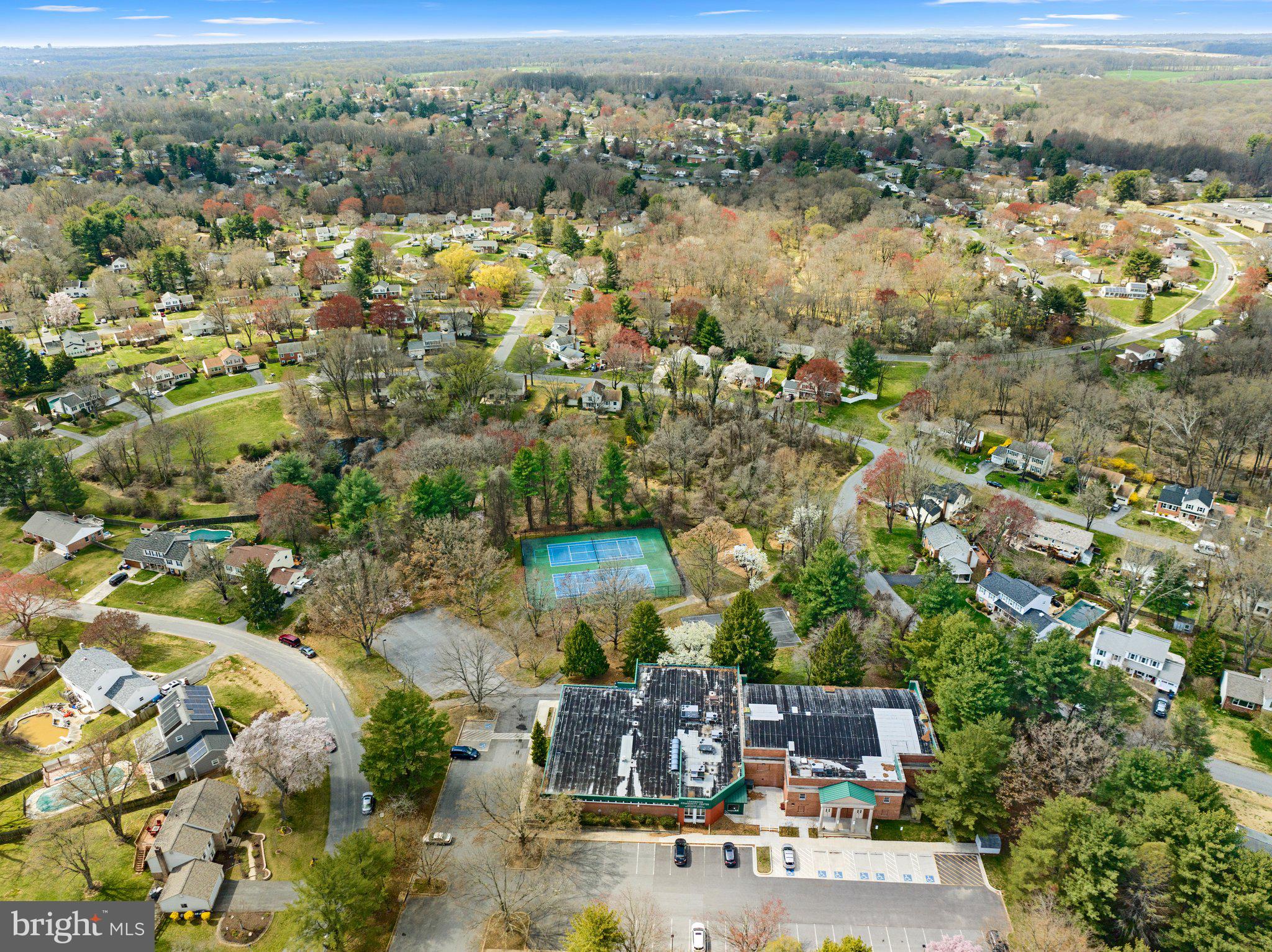 BROOKEVILLE KNOLLS - Residential