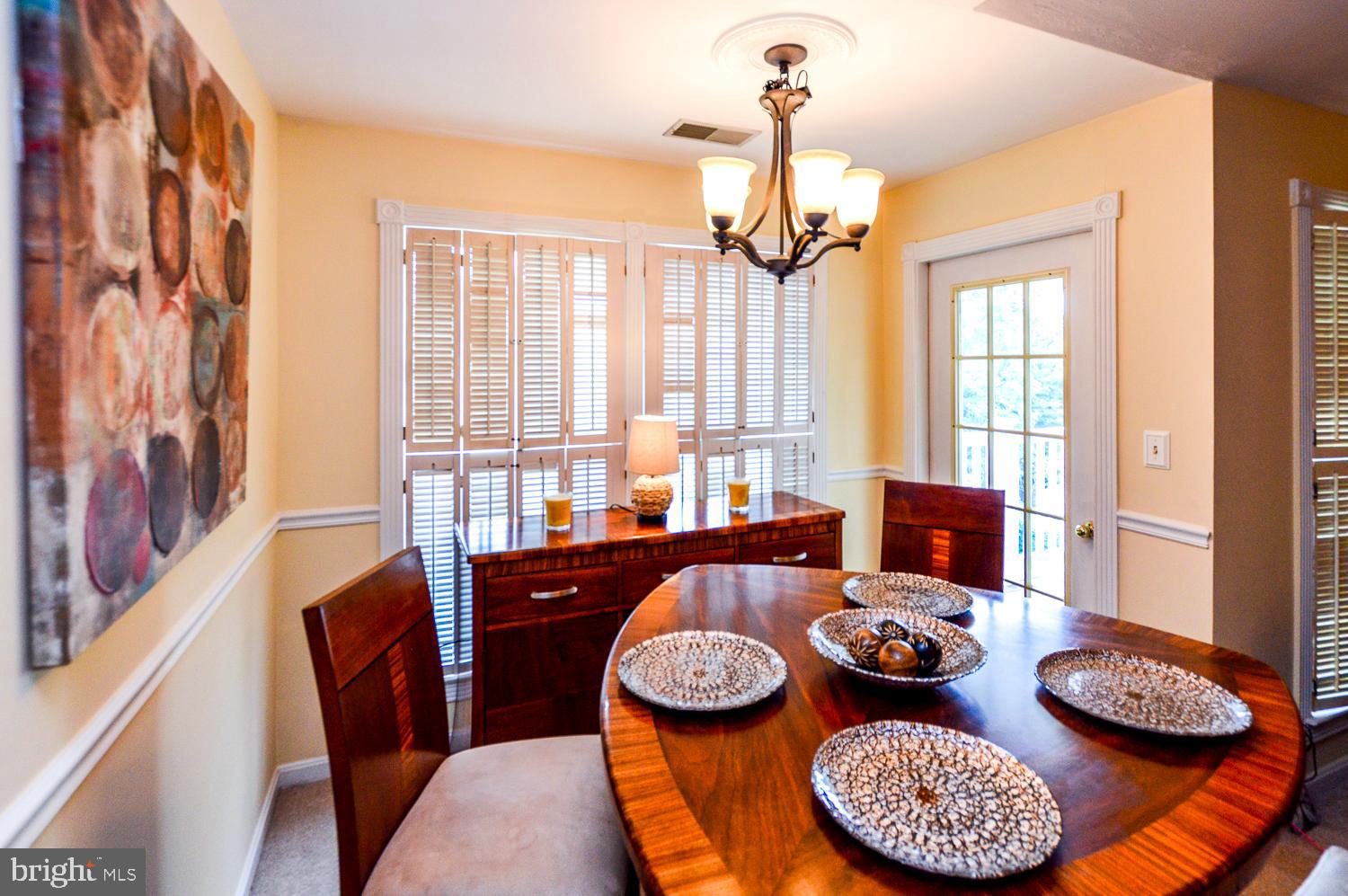 RUSSETT - Residential