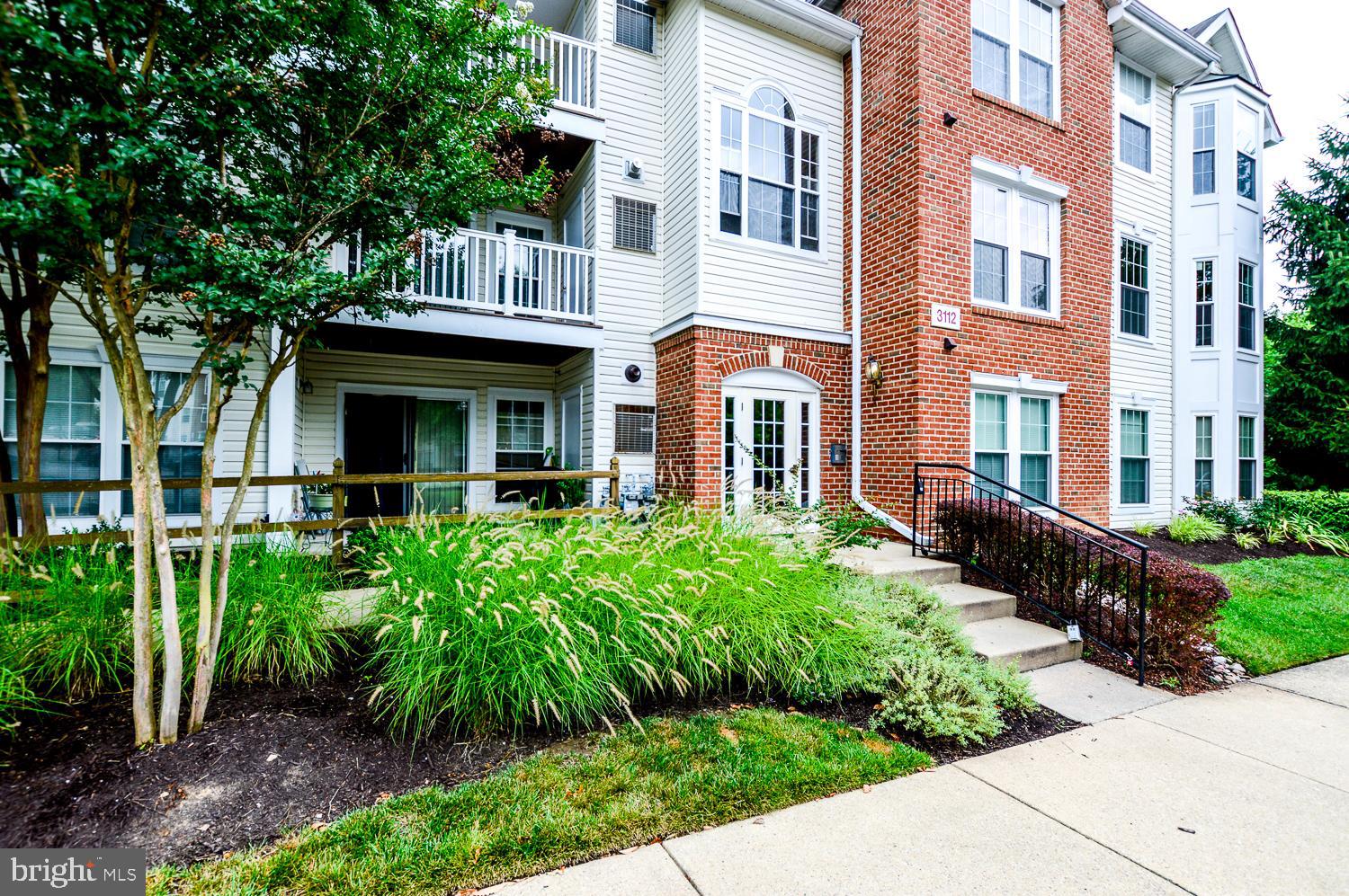 RUSSETT - Residential