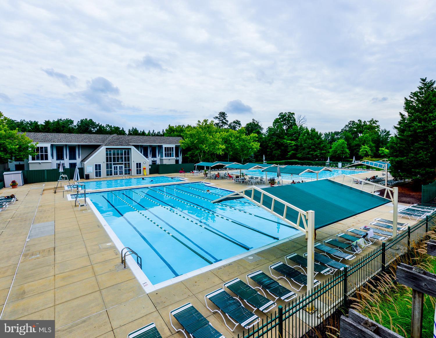 RUSSETT - Residential