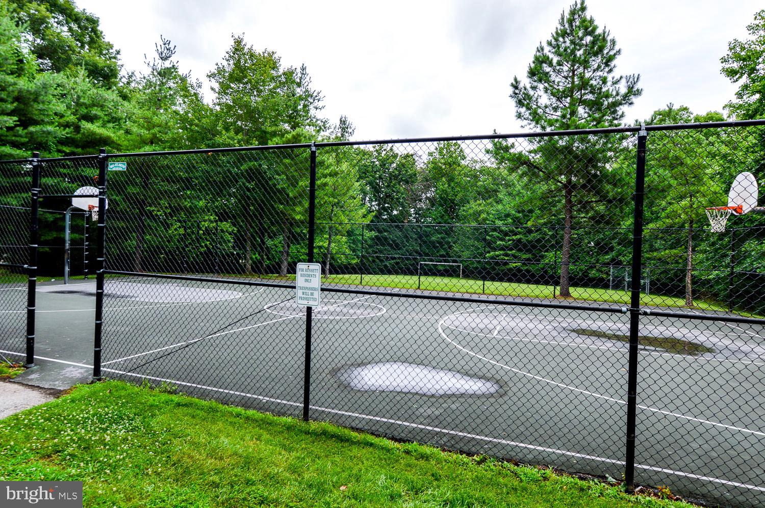 RUSSETT - Residential