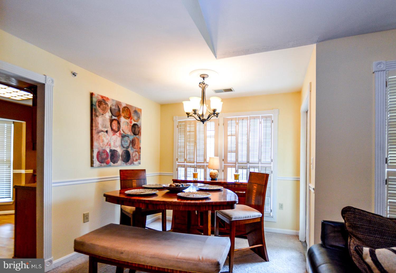 RUSSETT - Residential