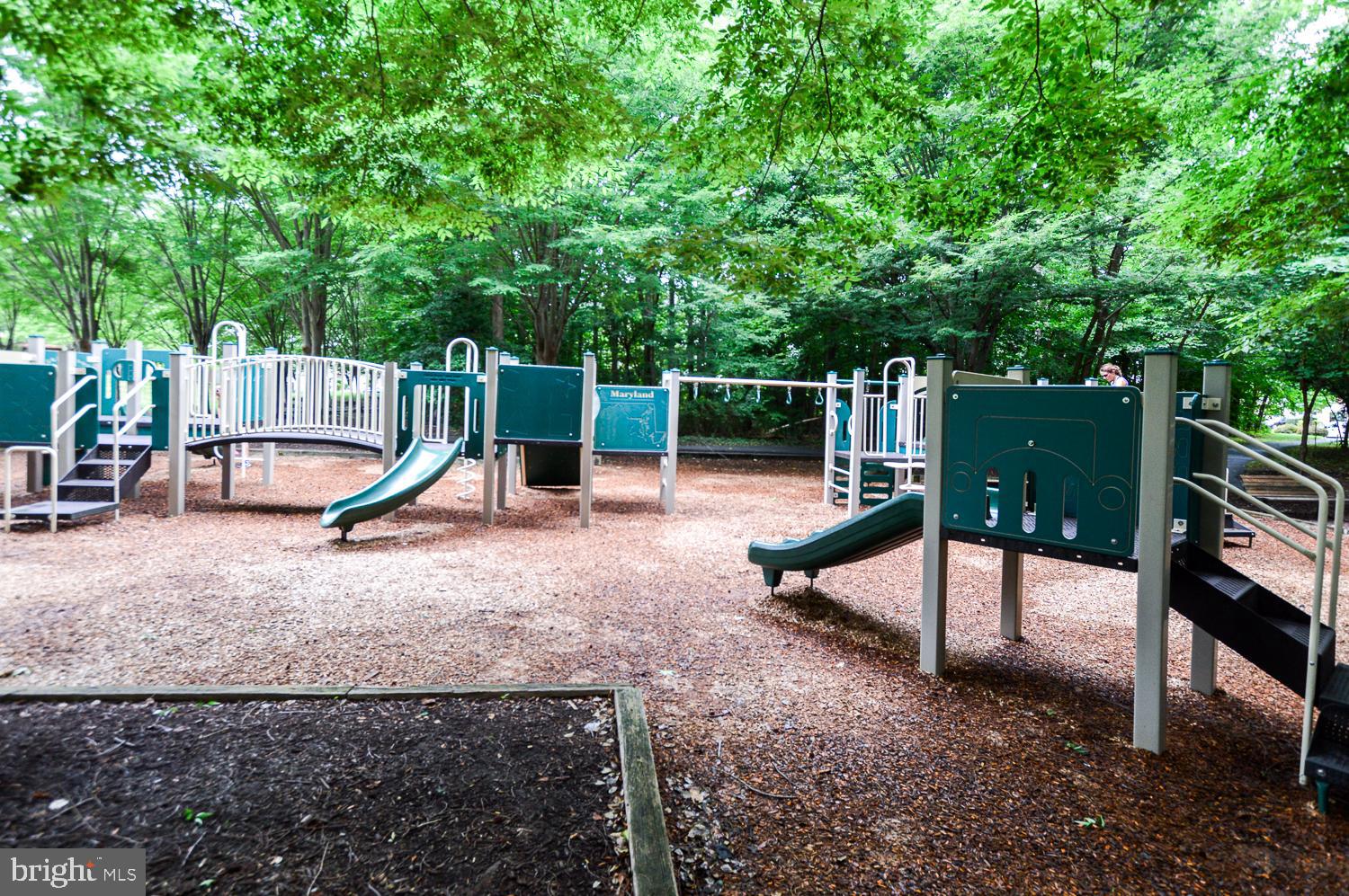 RUSSETT - Residential