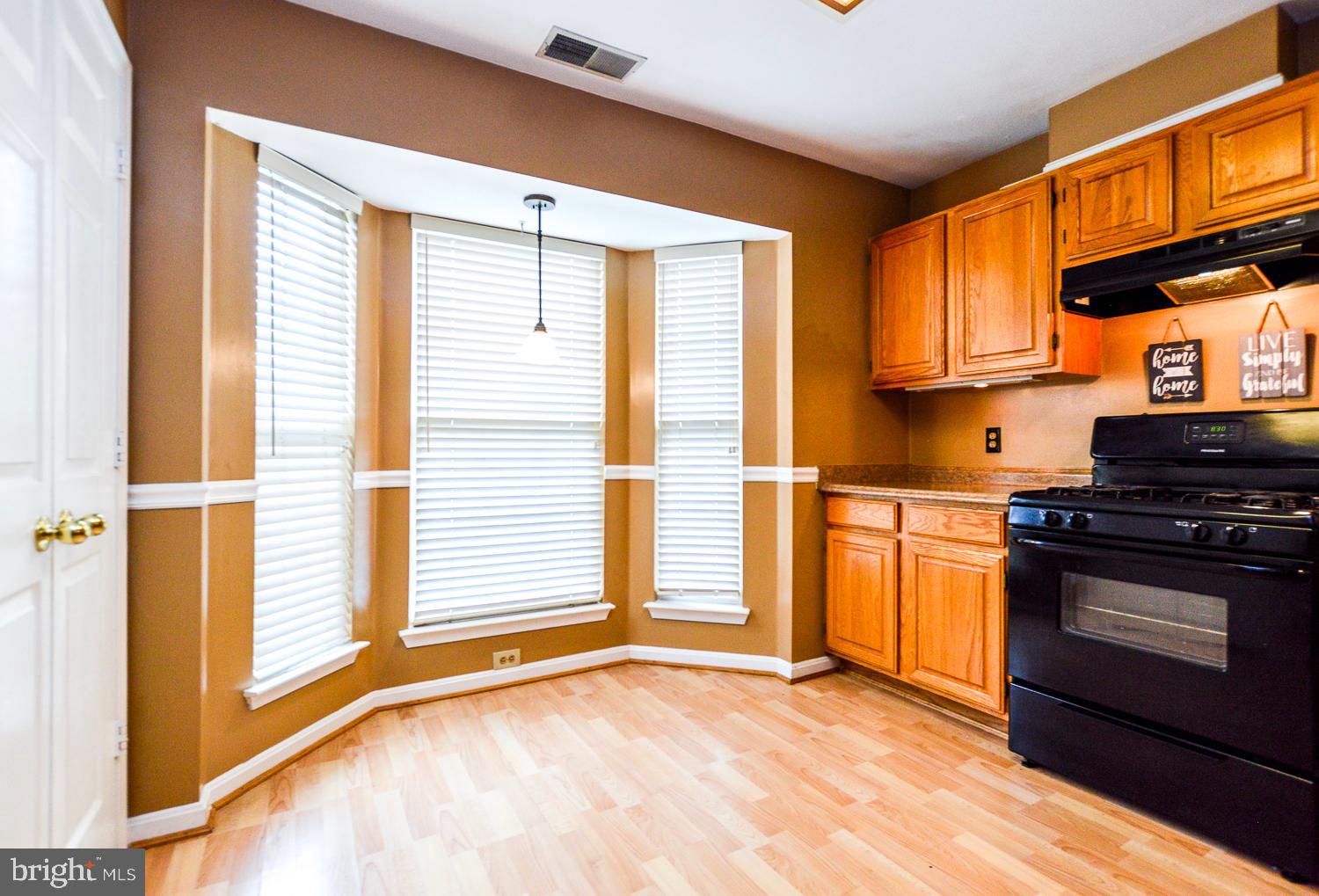 RUSSETT - Residential