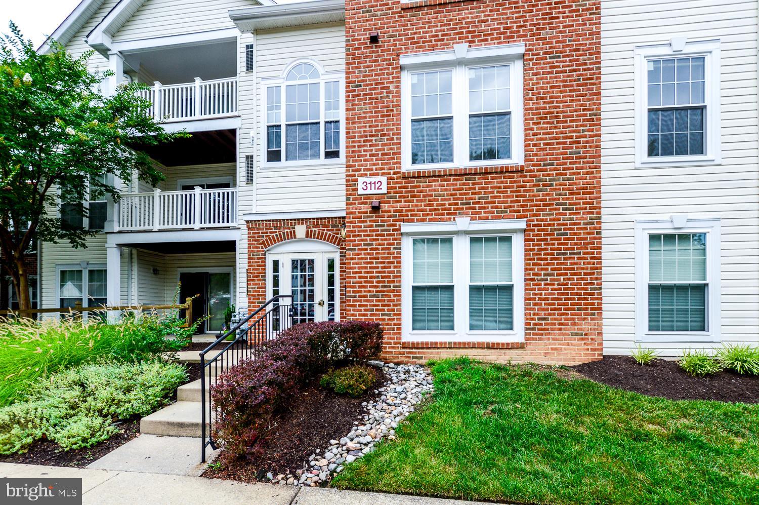 RUSSETT - Residential