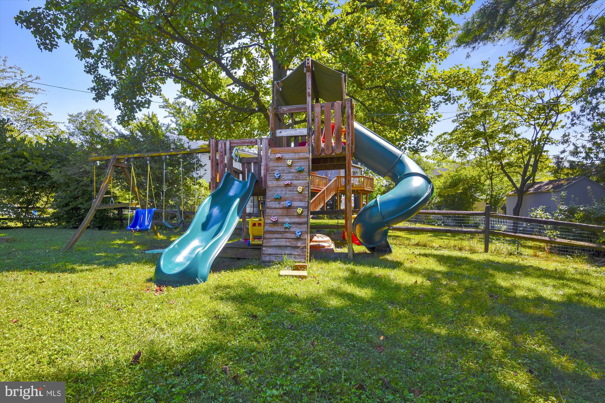 FOUNTAIN HILL - Residential