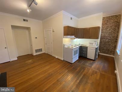 FREDERICKSBURG - Residential Lease