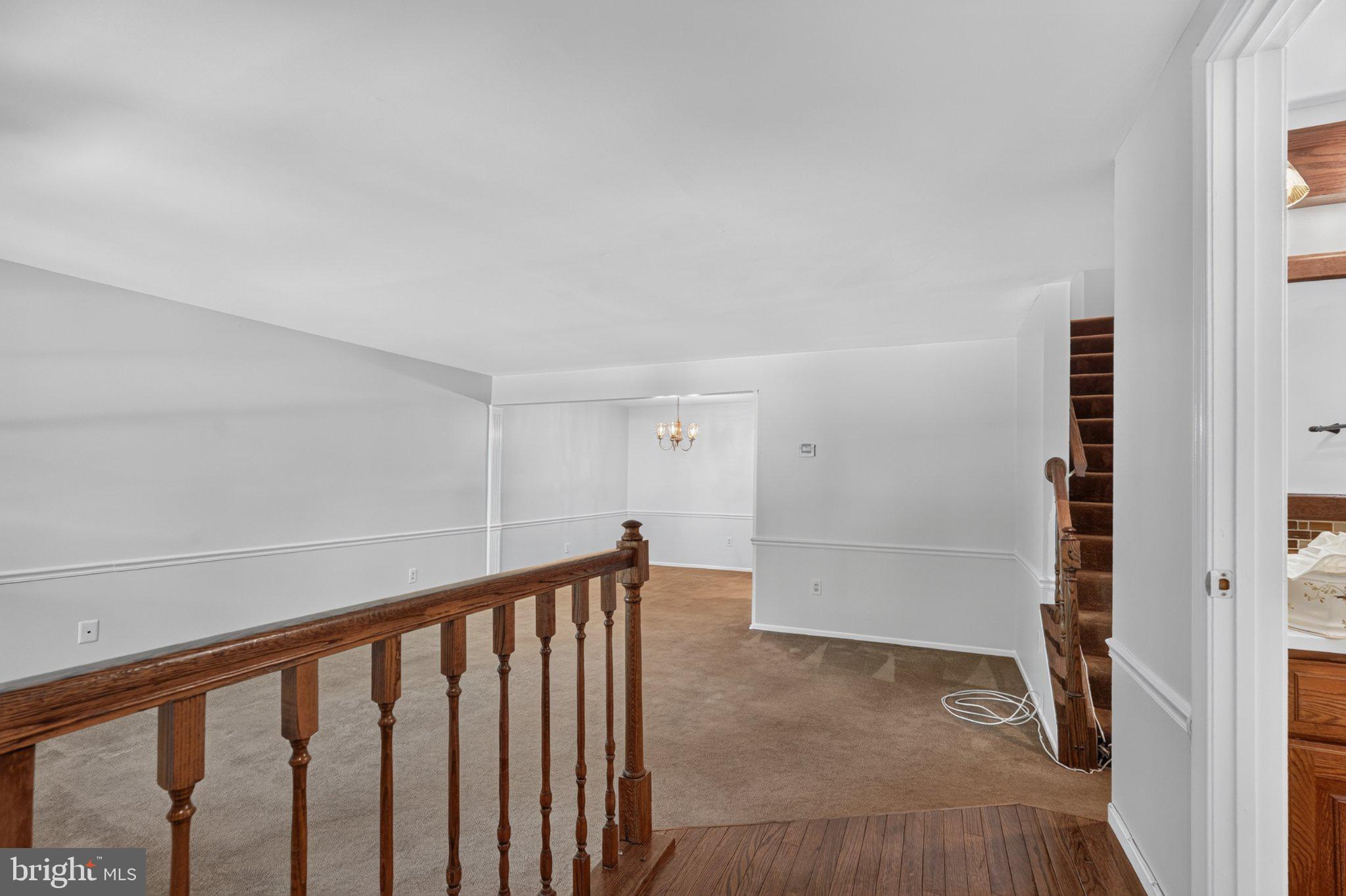 3727 AMSTERDAM TERRACE 9-92