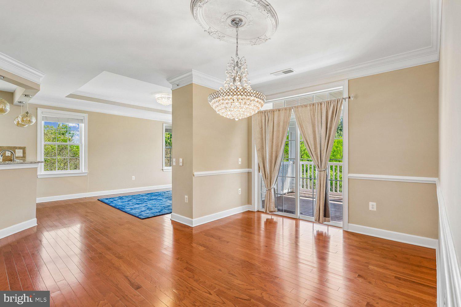 THE GREENBRIER CONDO - Residential