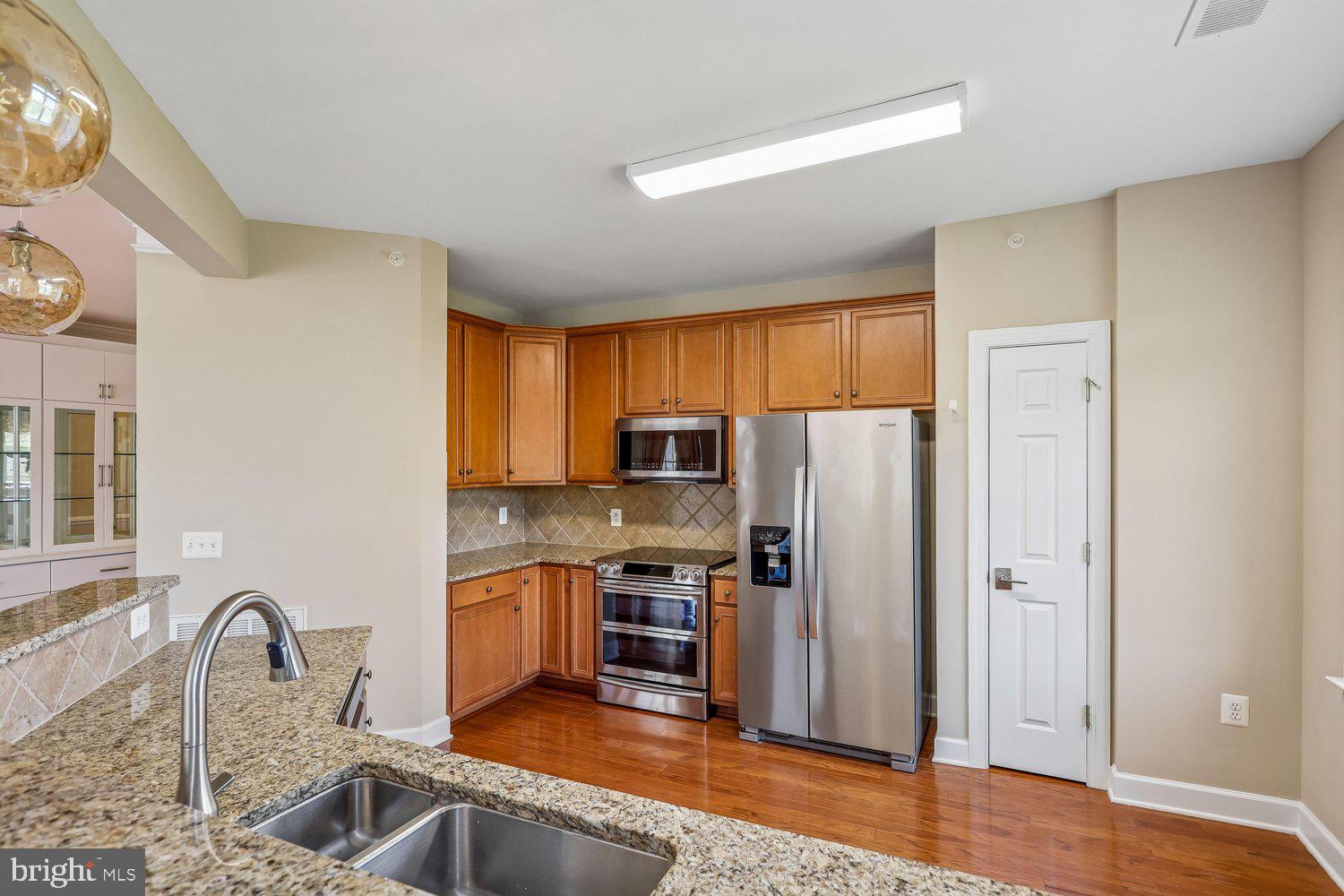 THE GREENBRIER CONDO - Residential