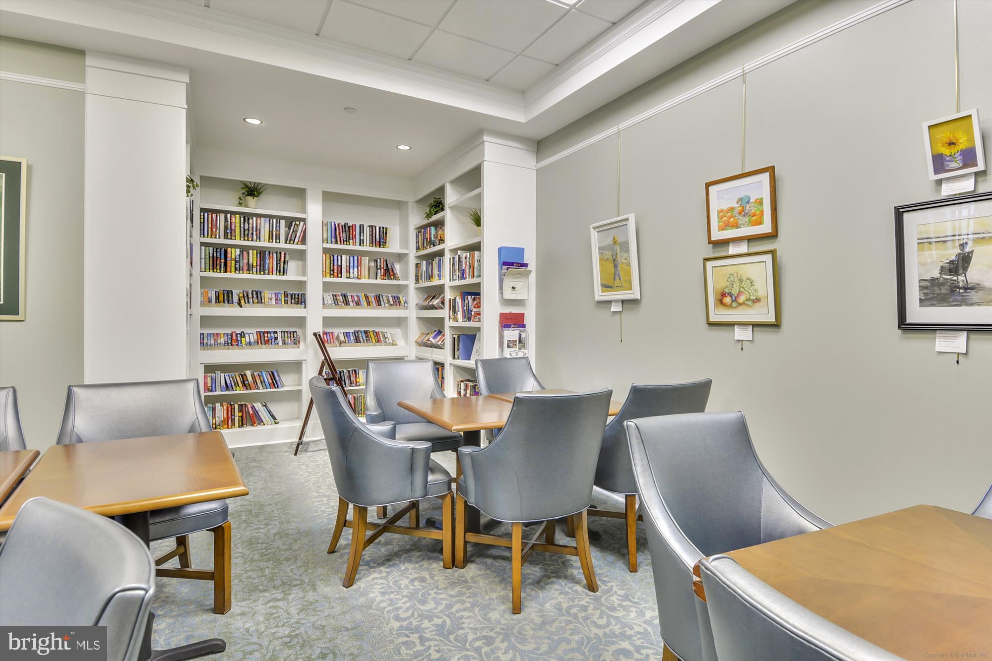 THE GREENBRIER CONDO - Residential