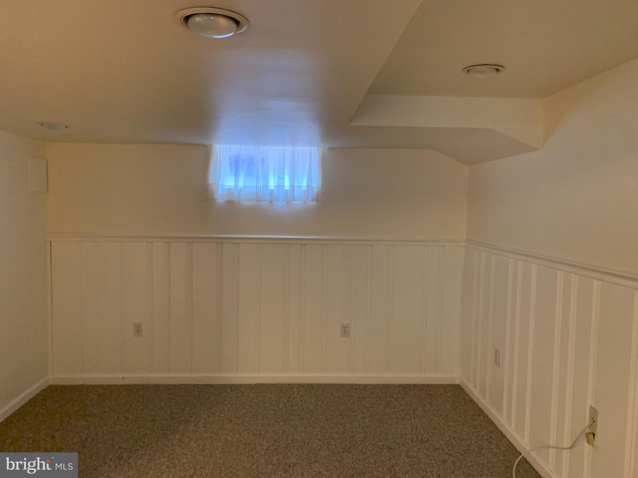 CHEVY CHASE - Residential Lease