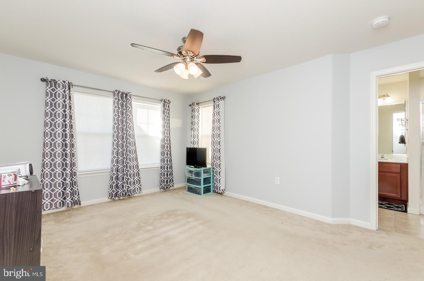 RIVERSIDE VILLAGES - Residential