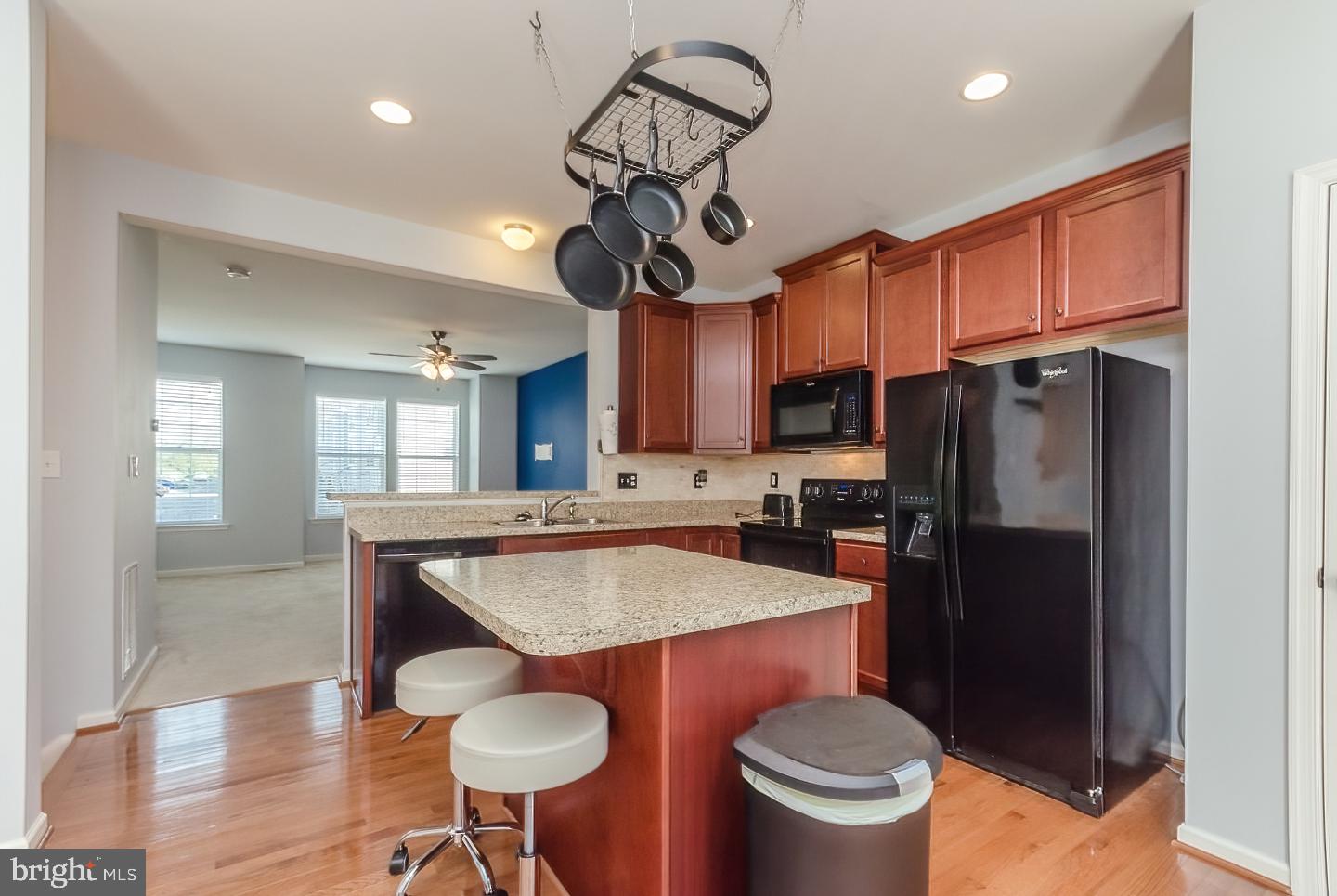 RIVERSIDE VILLAGES - Residential