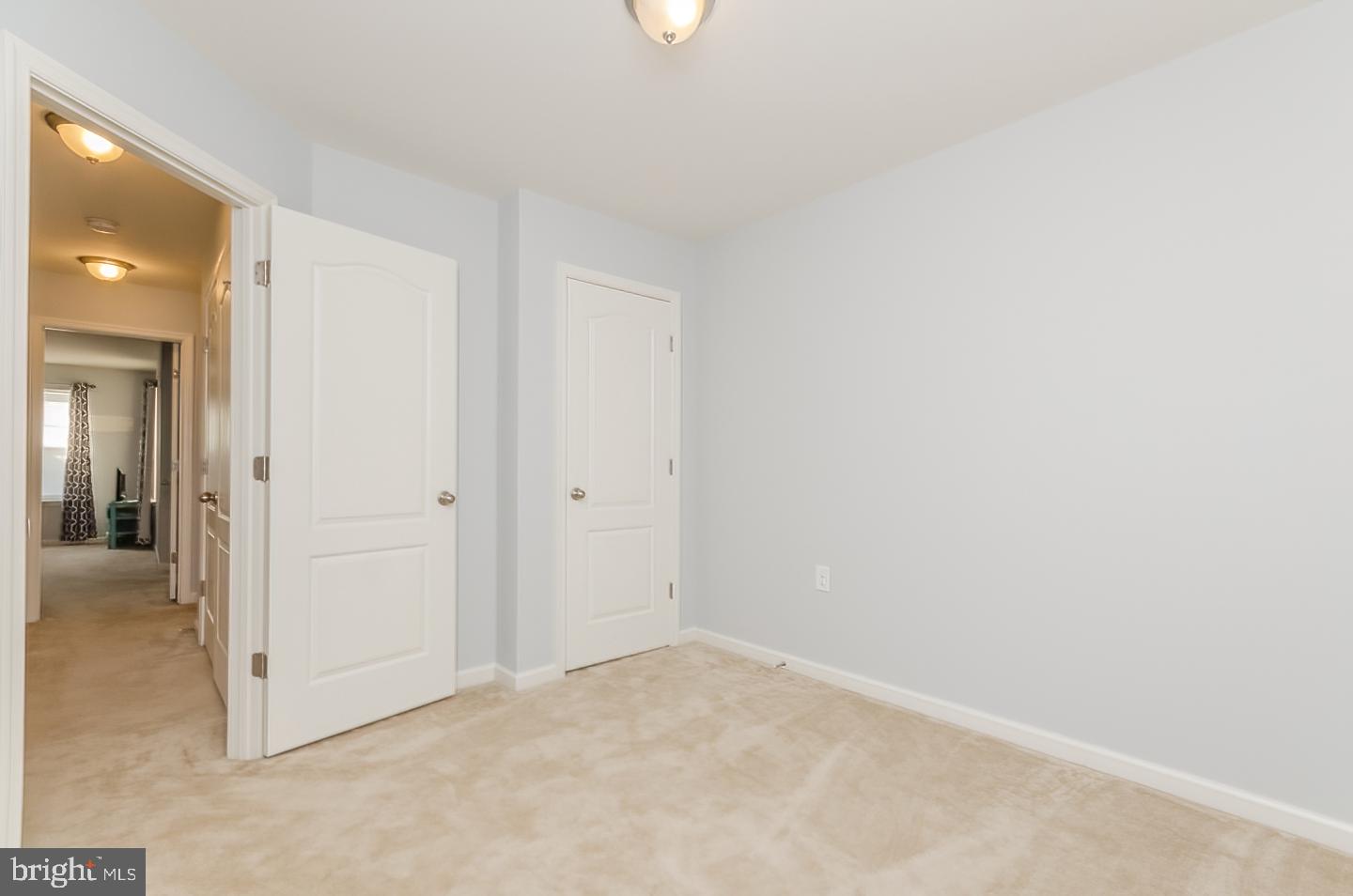 RIVERSIDE VILLAGES - Residential