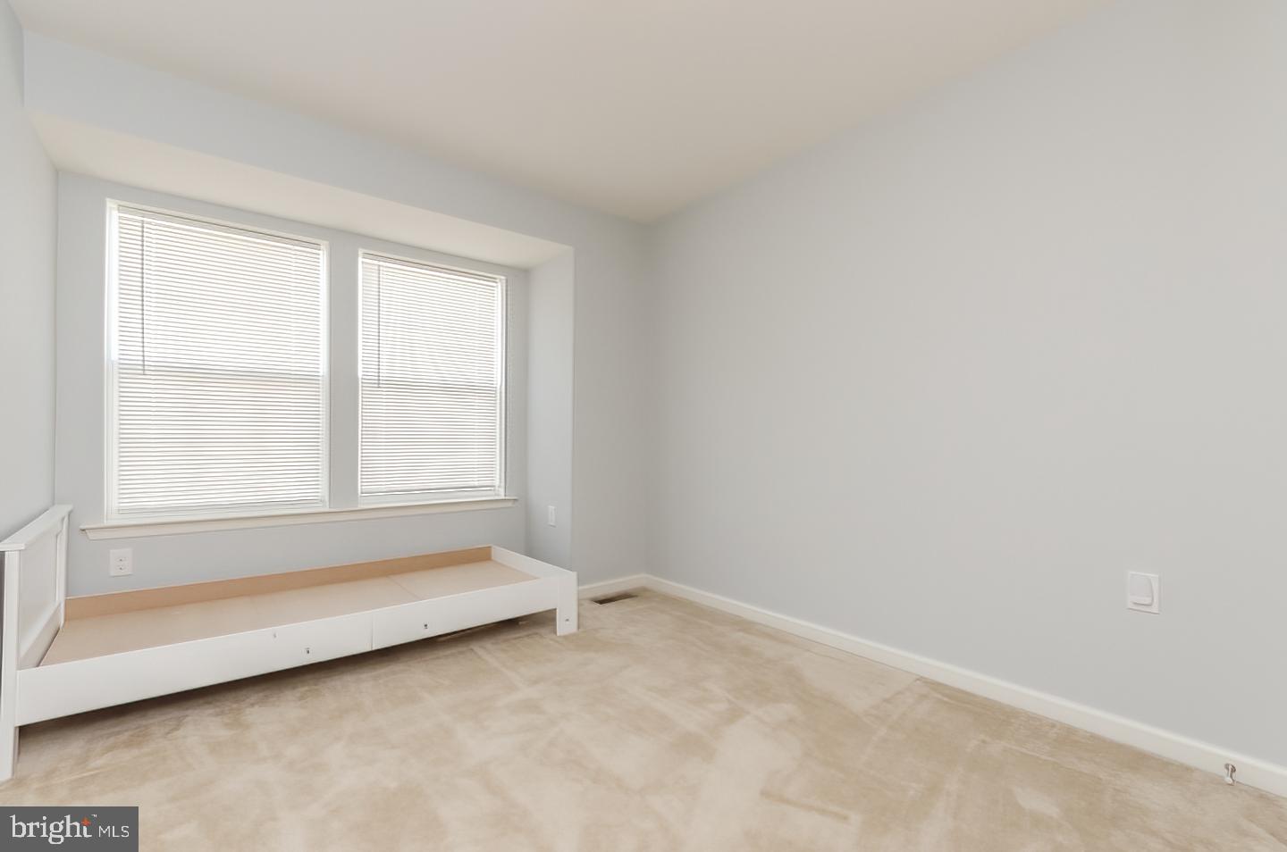 RIVERSIDE VILLAGES - Residential