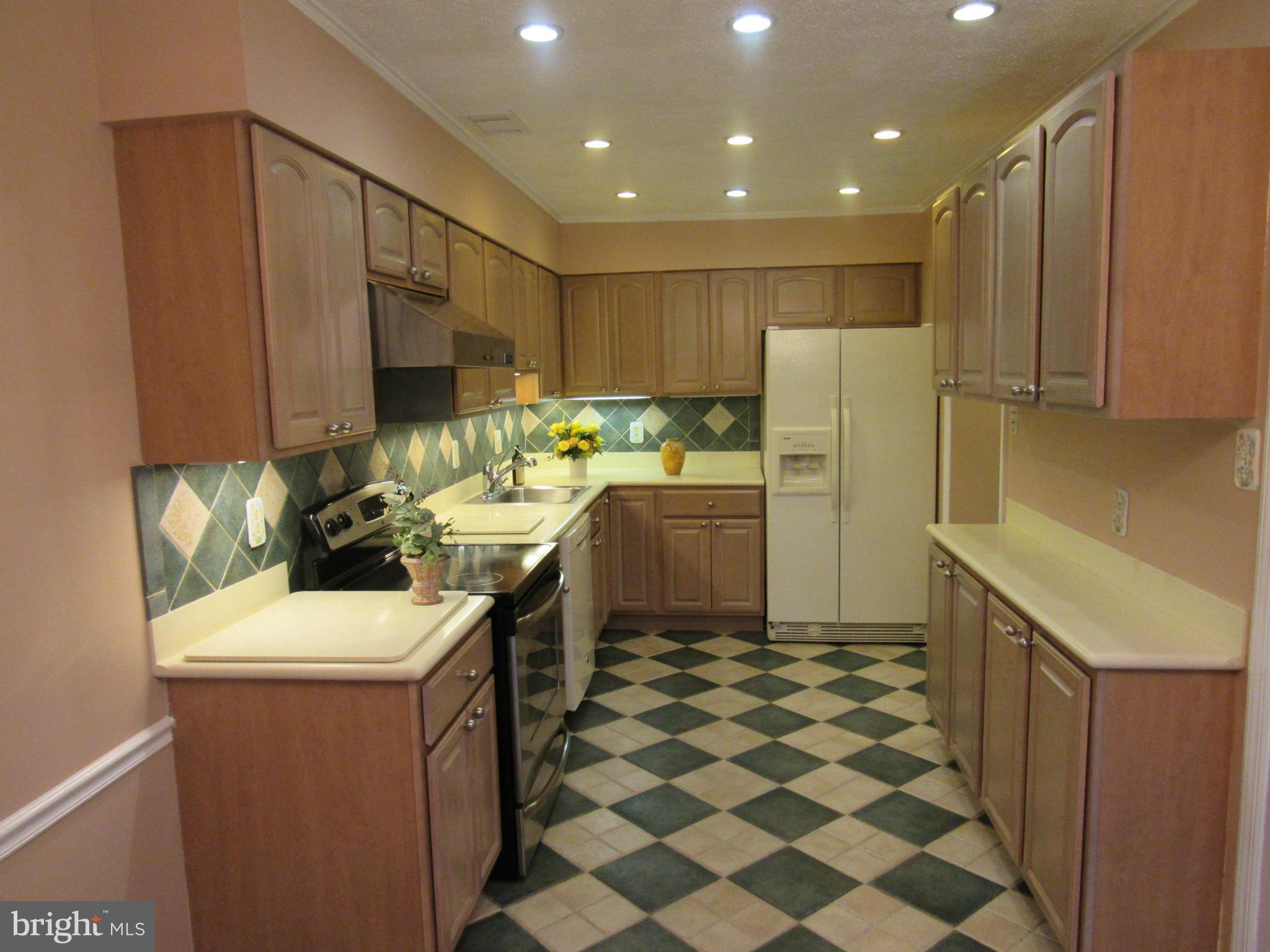 BURKE CENTRE - Residential