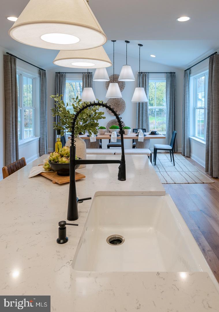 STRAWBERRY HILLS - Residential