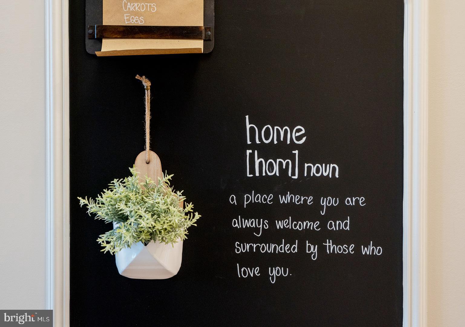 STRAWBERRY HILLS - Residential