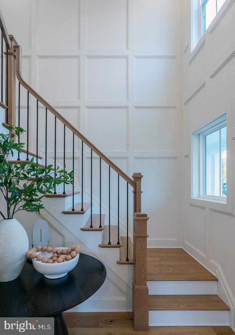 STRAWBERRY HILLS - Residential