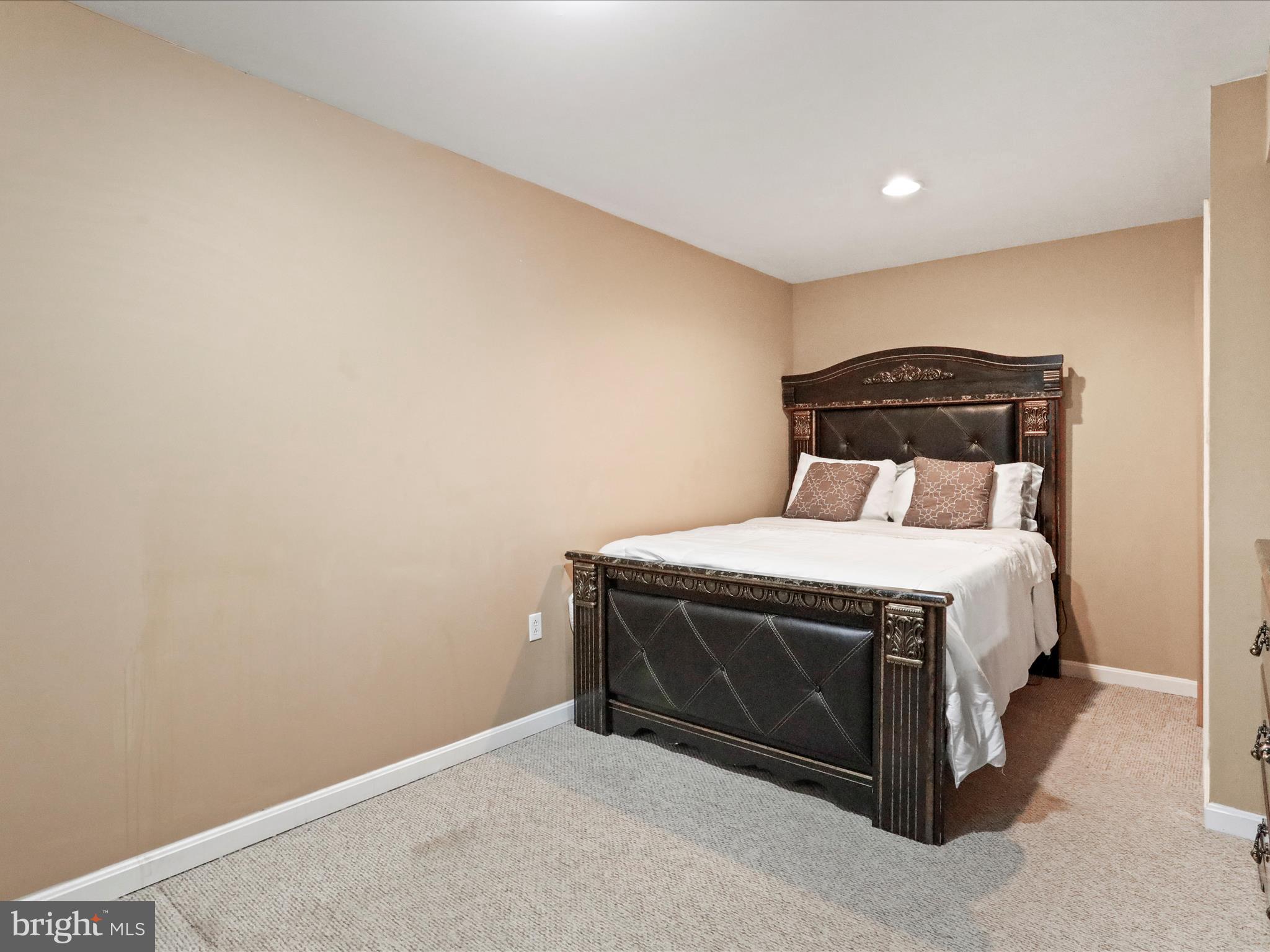 MADDEX FARM - Residential