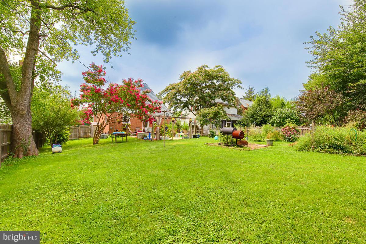 LAURAVILLE HISTORIC DISTRICT - Residential Lease