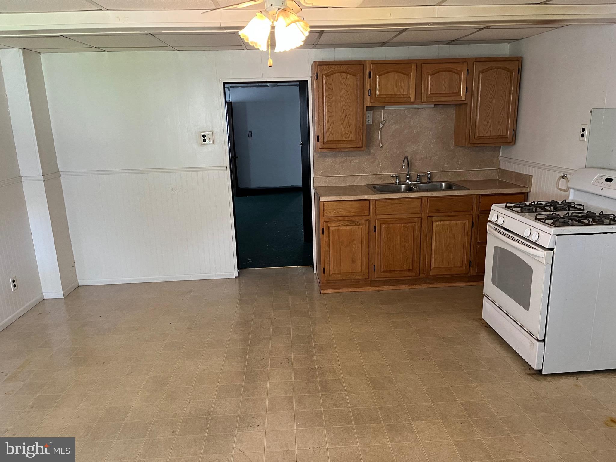 48 N 2ND STREET