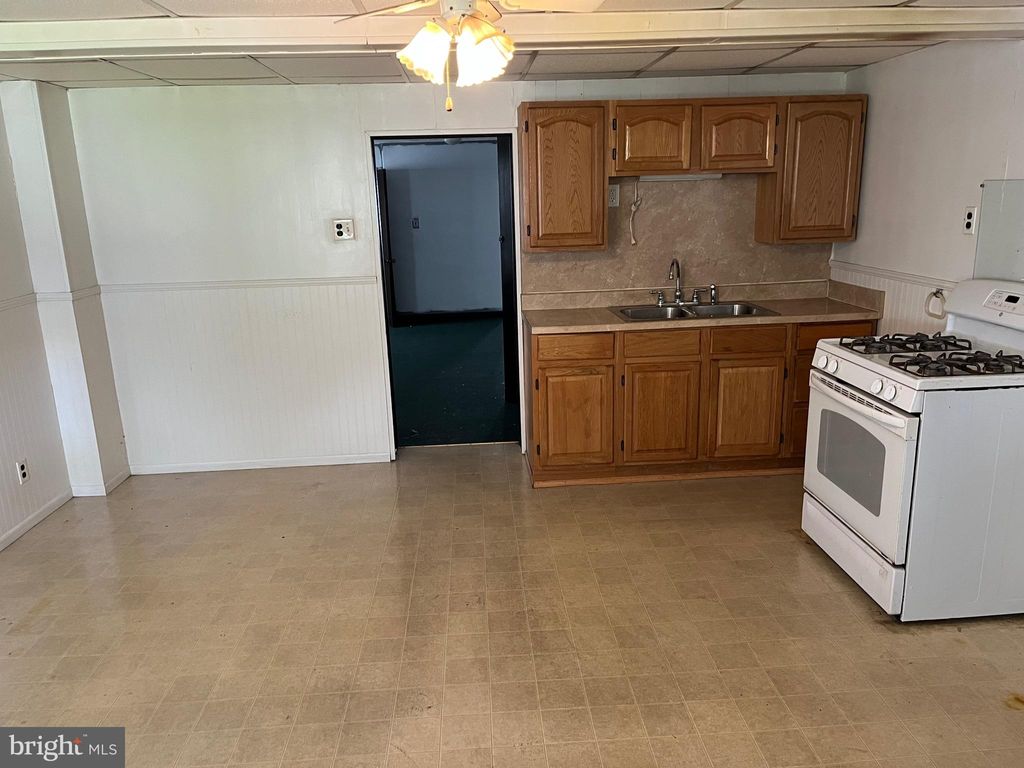 Photo of 48 N 2nd Street, SAINT CLAIR, PA 17970 (MLS # PASK2024056)