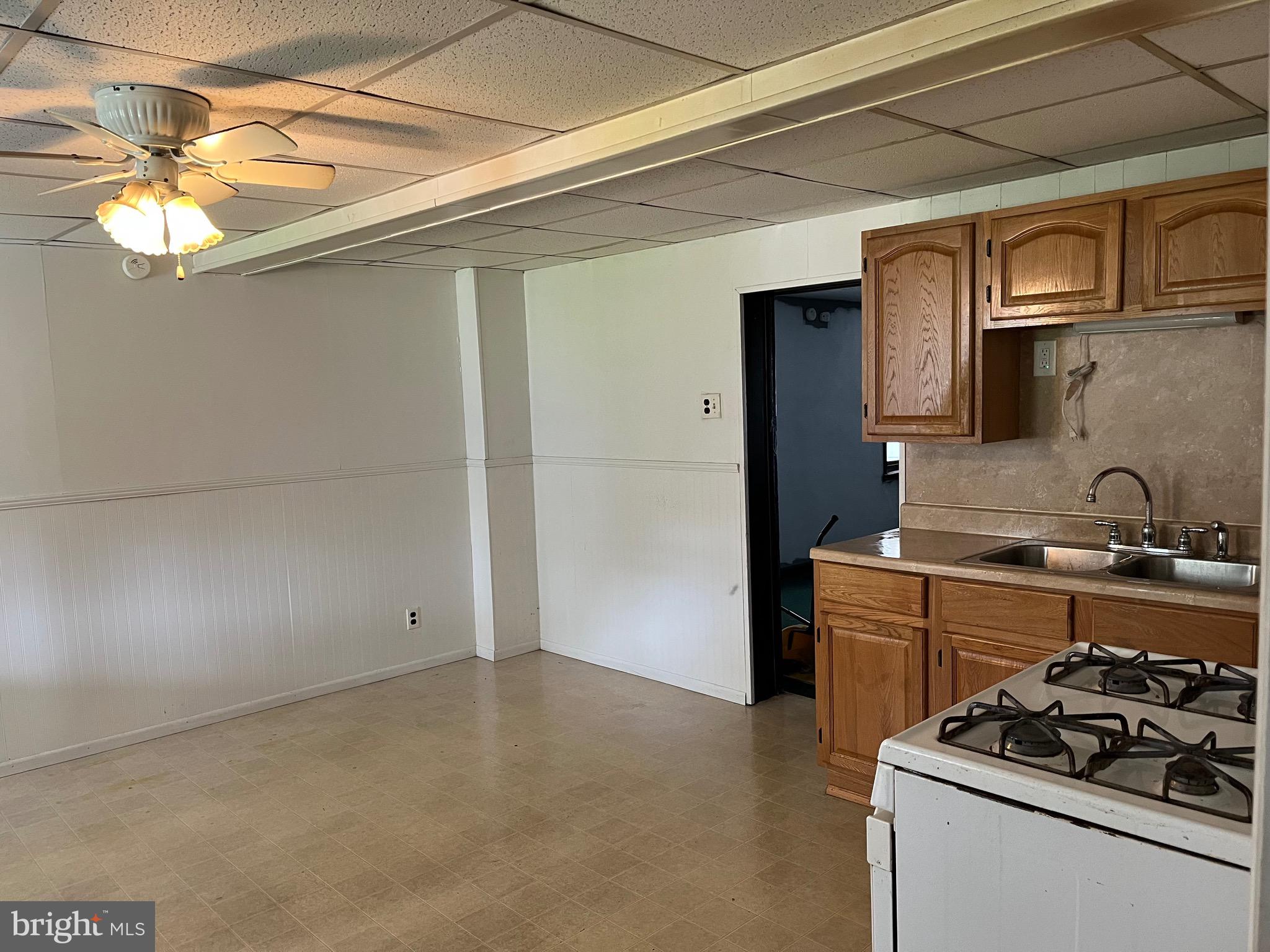 48 N 2ND STREET