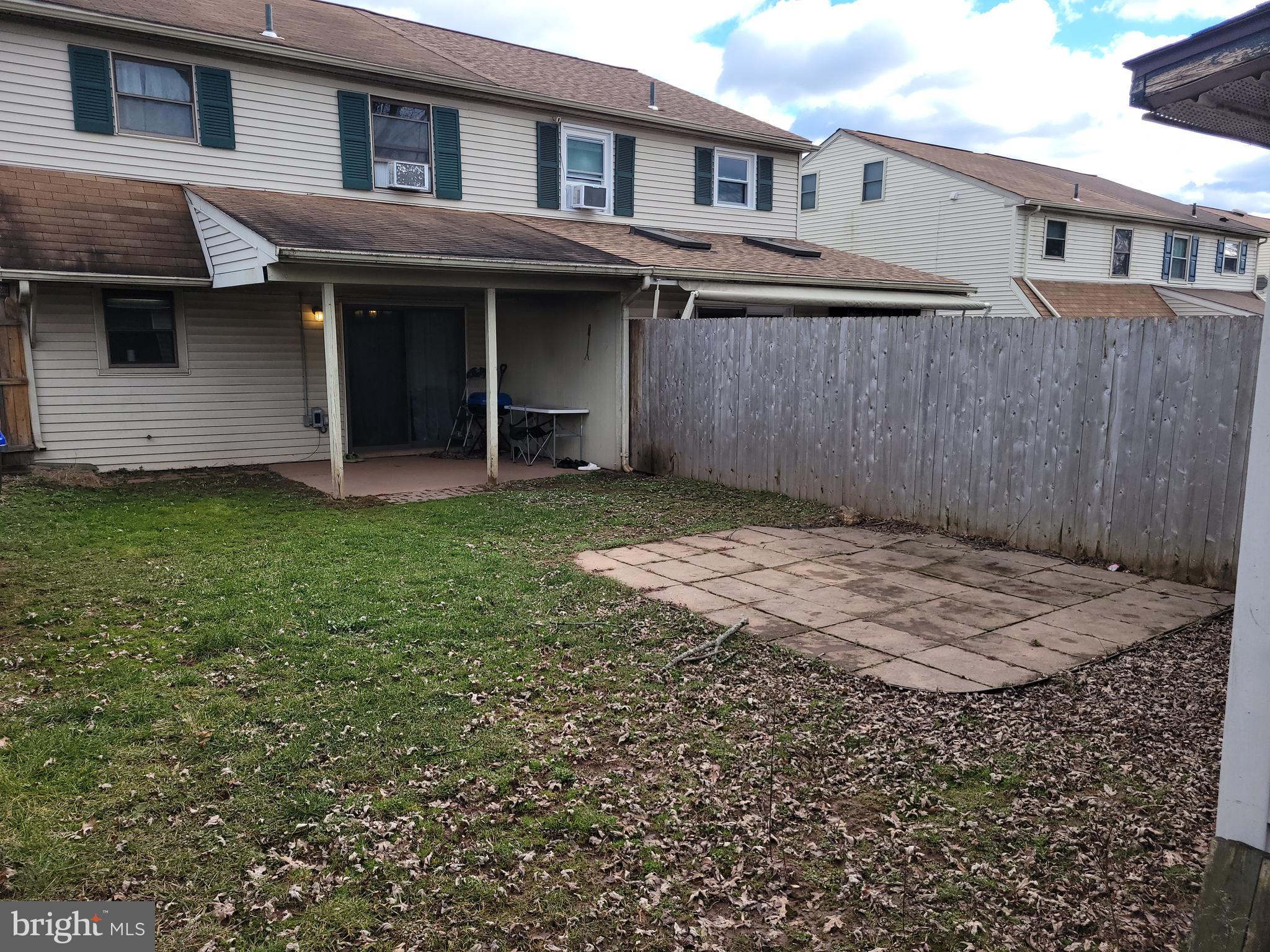 ORCHARD COURTS - Residential