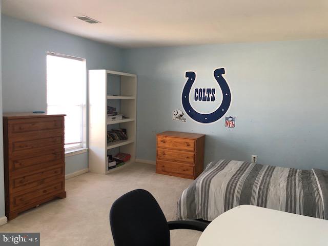 LEE'S PARKE - Residential Lease