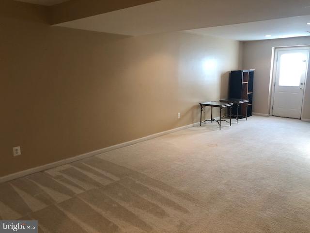 LEE'S PARKE - Residential Lease