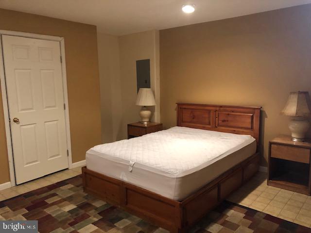 LEE'S PARKE - Residential Lease